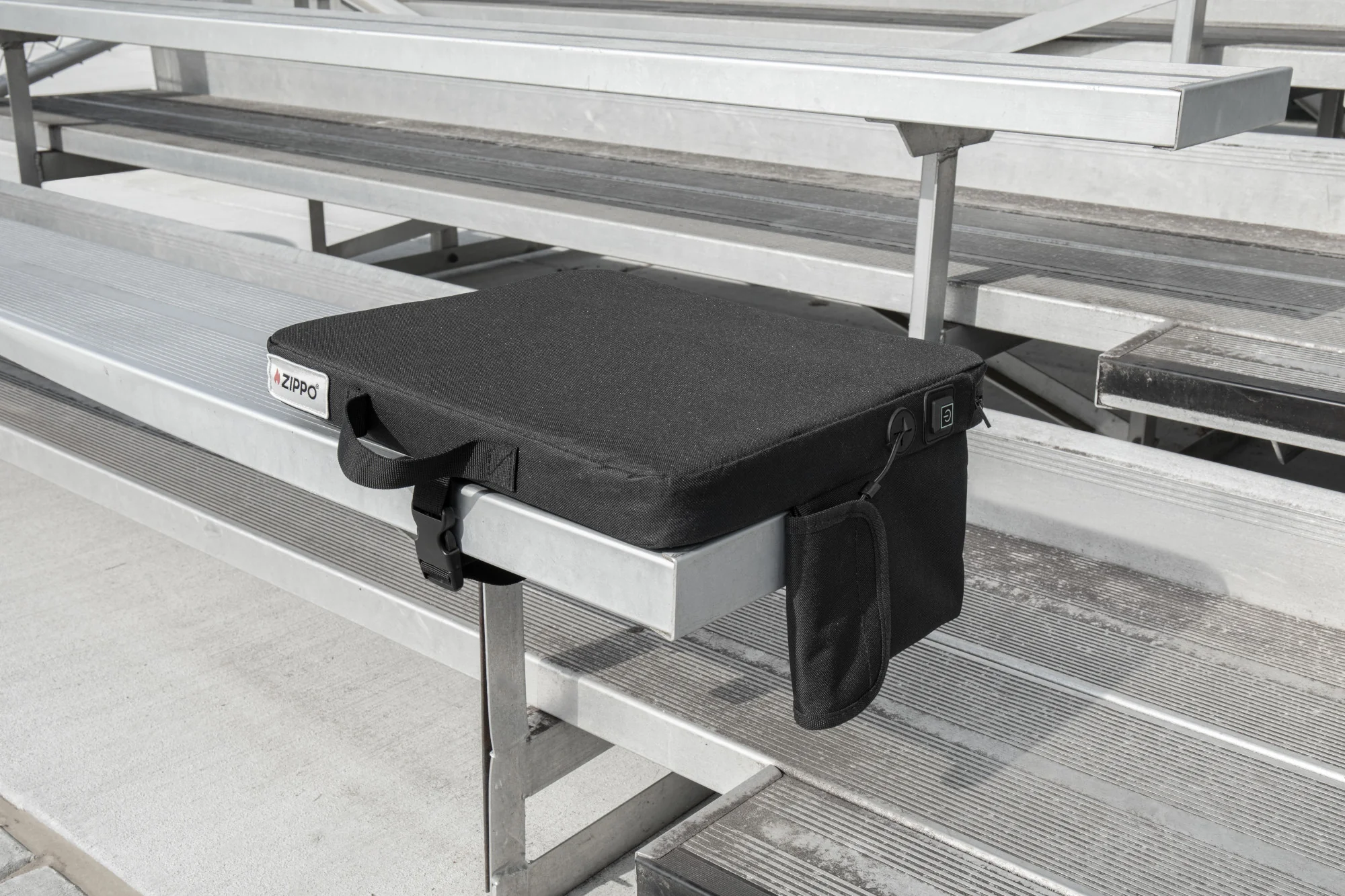 Single Heated Seat - Image 9