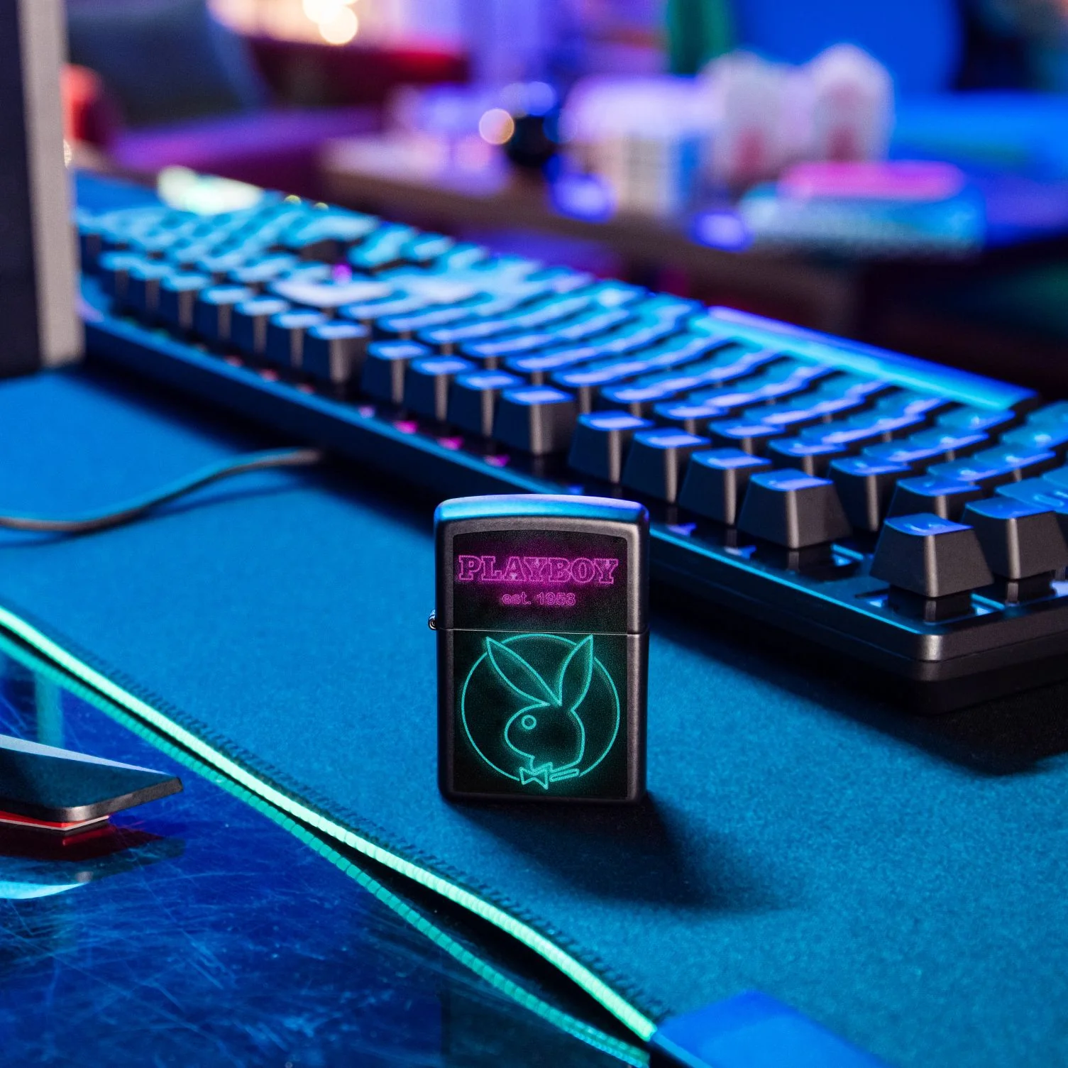 Playboy Neon - Image 2